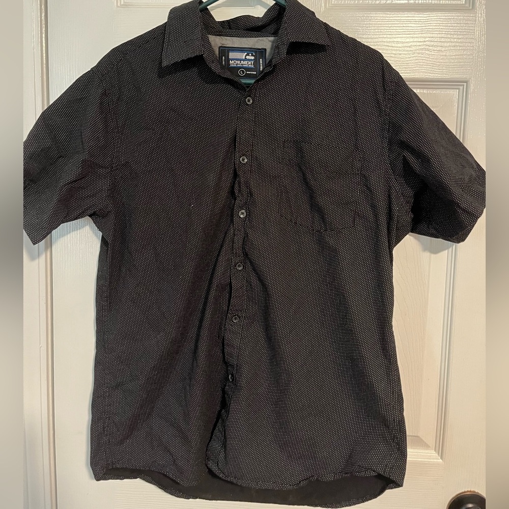 USED - Men’s Monument Polka Dot Button Up Shirt